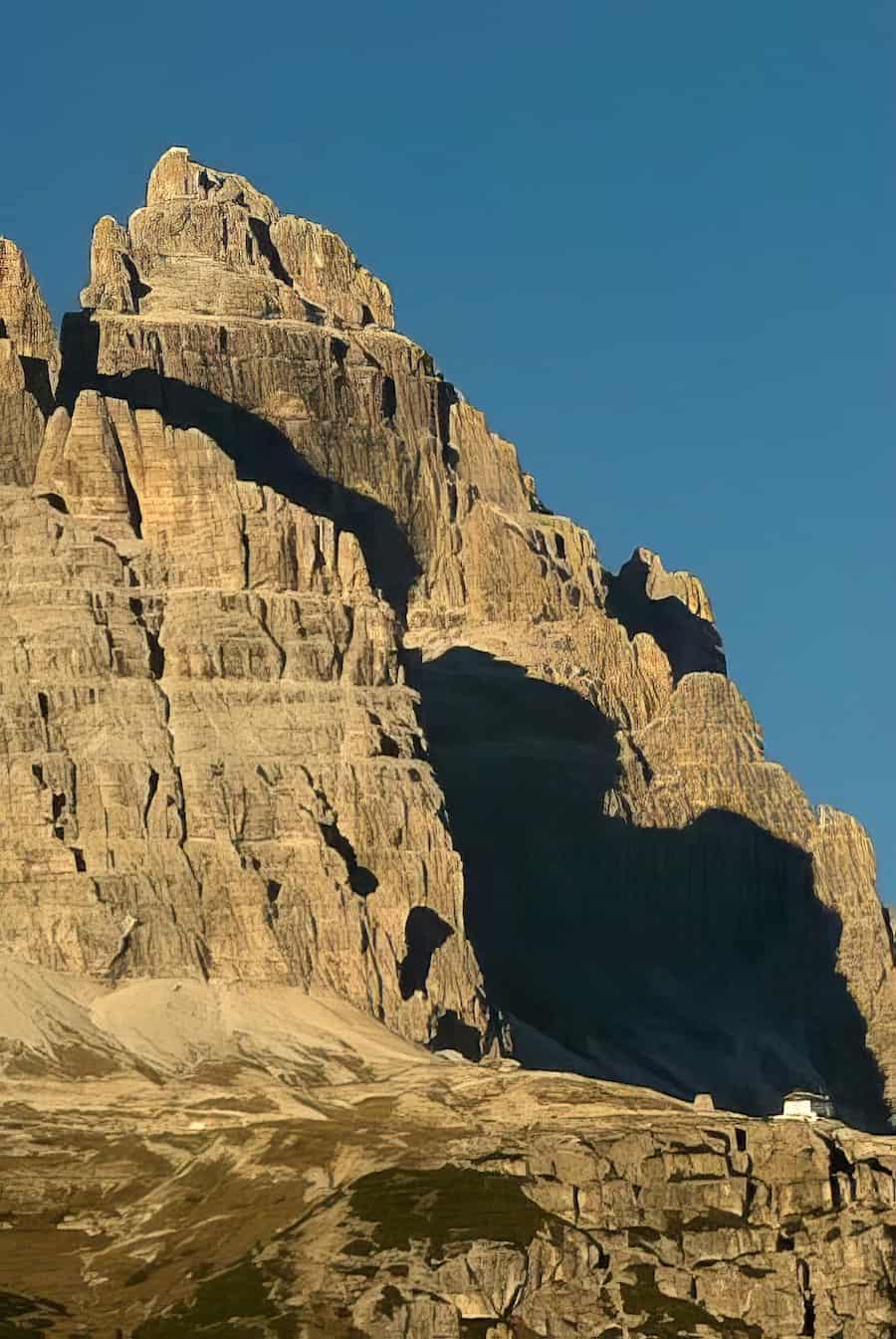 General information - Rifugio Auronzo General information - Rifugio Auronzo - Tre Cime di Lavaredo - Dolomiti - ©Alessandro Sogne